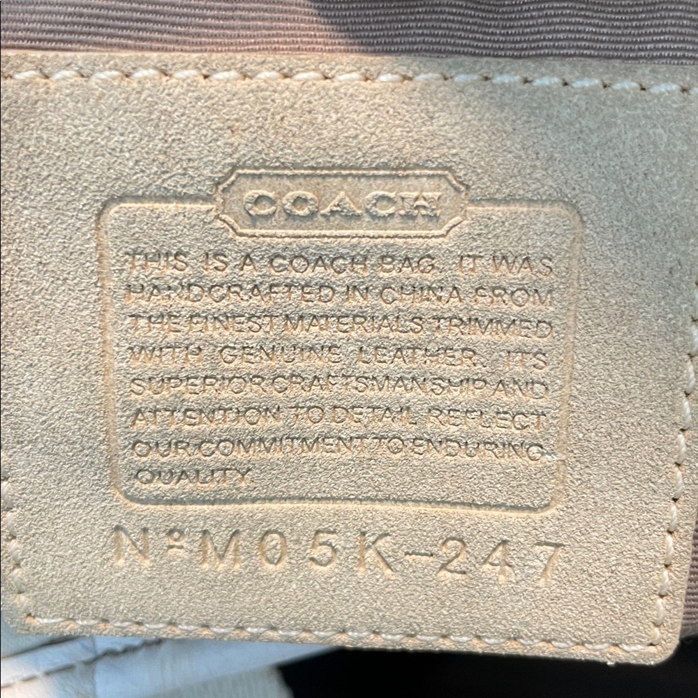 ππππCoach Cream Tote Bag - Picture 9 of 12